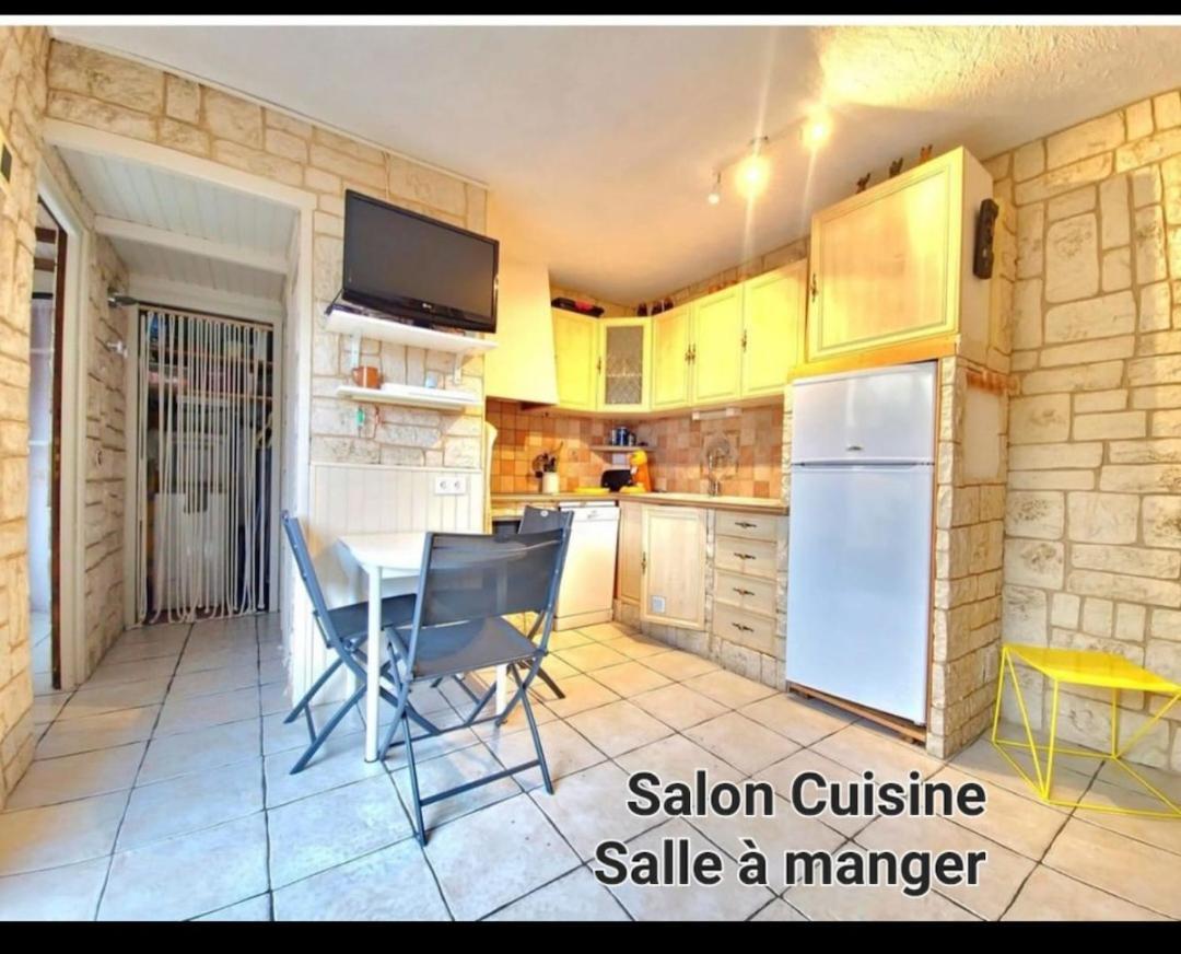 100m De La Plage, Jolie Maison 5 Personnes, Clim, Secteur Lydia Grande Hébergement de vacances *